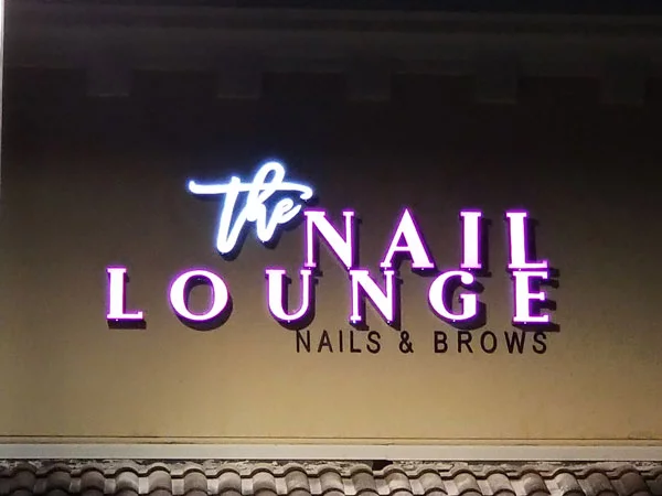 stunning illuminated channel letter signs in Miami, Fl
