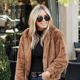 Style Influencer Picks These Top Four Sandals For The Summer