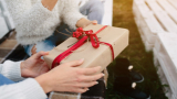 8 Gifts that will bring Charm on your Sister’s face on Women’s Day